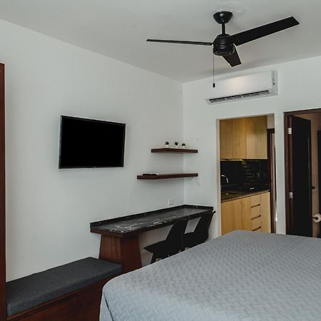 Phantom Suites Playa del Carmen Exteriör bild