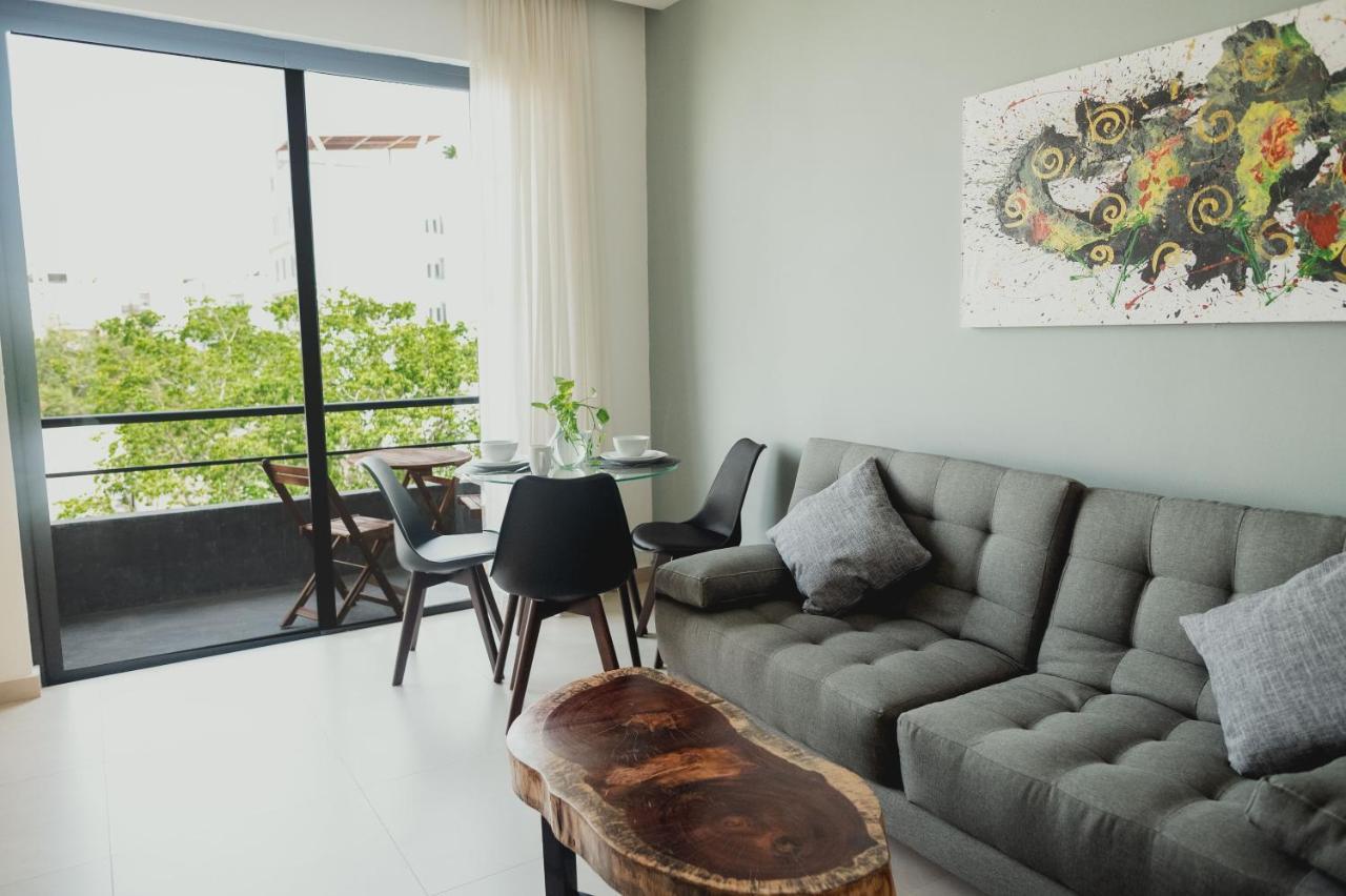 Phantom Suites Playa del Carmen Exteriör bild