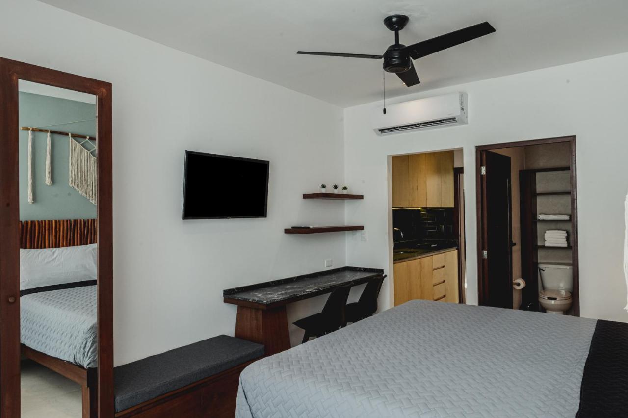 Phantom Suites Playa del Carmen Exteriör bild