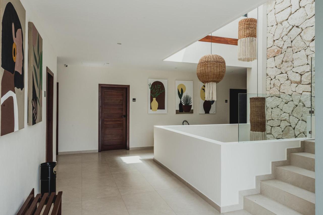 Phantom Suites Playa del Carmen Exteriör bild